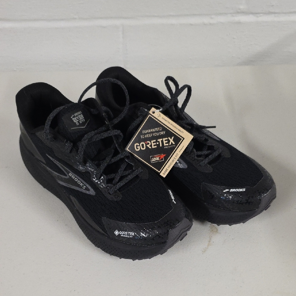 Brooks Black Gore-Tex Athletic Shoes